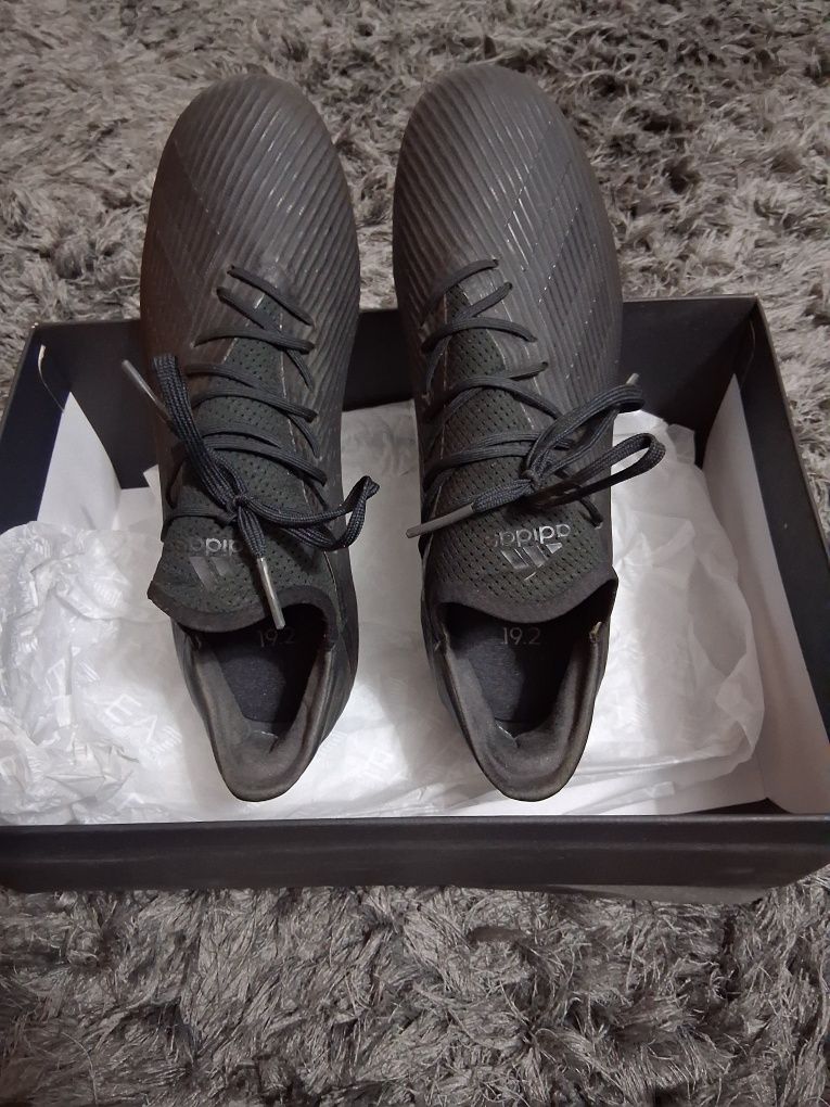 Chuteiras adidas N°42