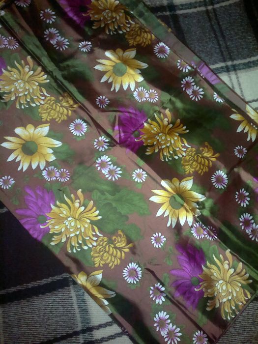 Ткань шоколадная цветы атлас сатин шелк искусствен ссср раритет винтаж