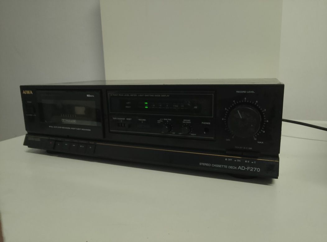 Aiwa ad-f270  deck magnetofon stereo