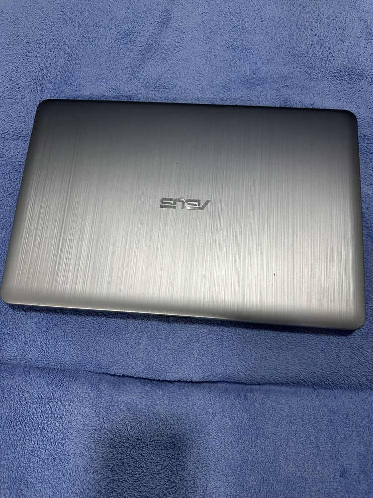 Computador Portatil Asus F540Y