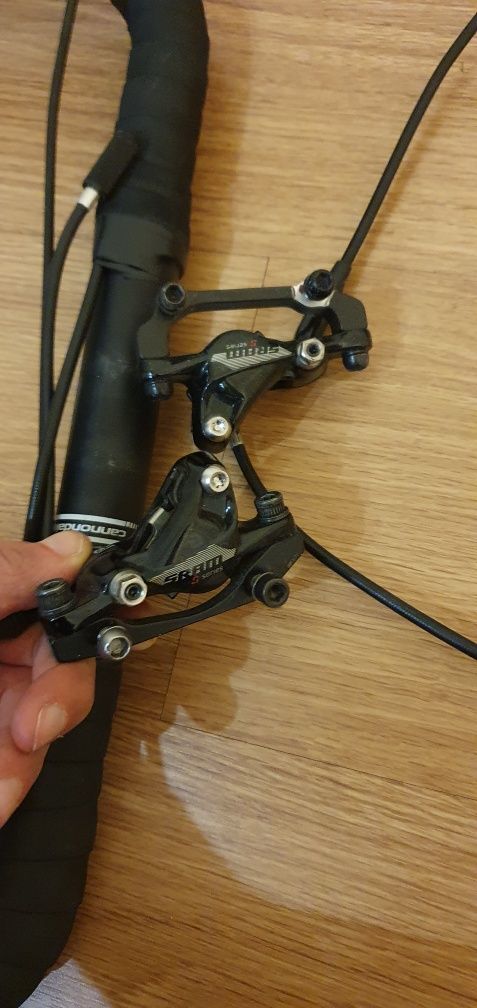 Manetes e pinças de travão hidraulicos Sram S700 para 10V