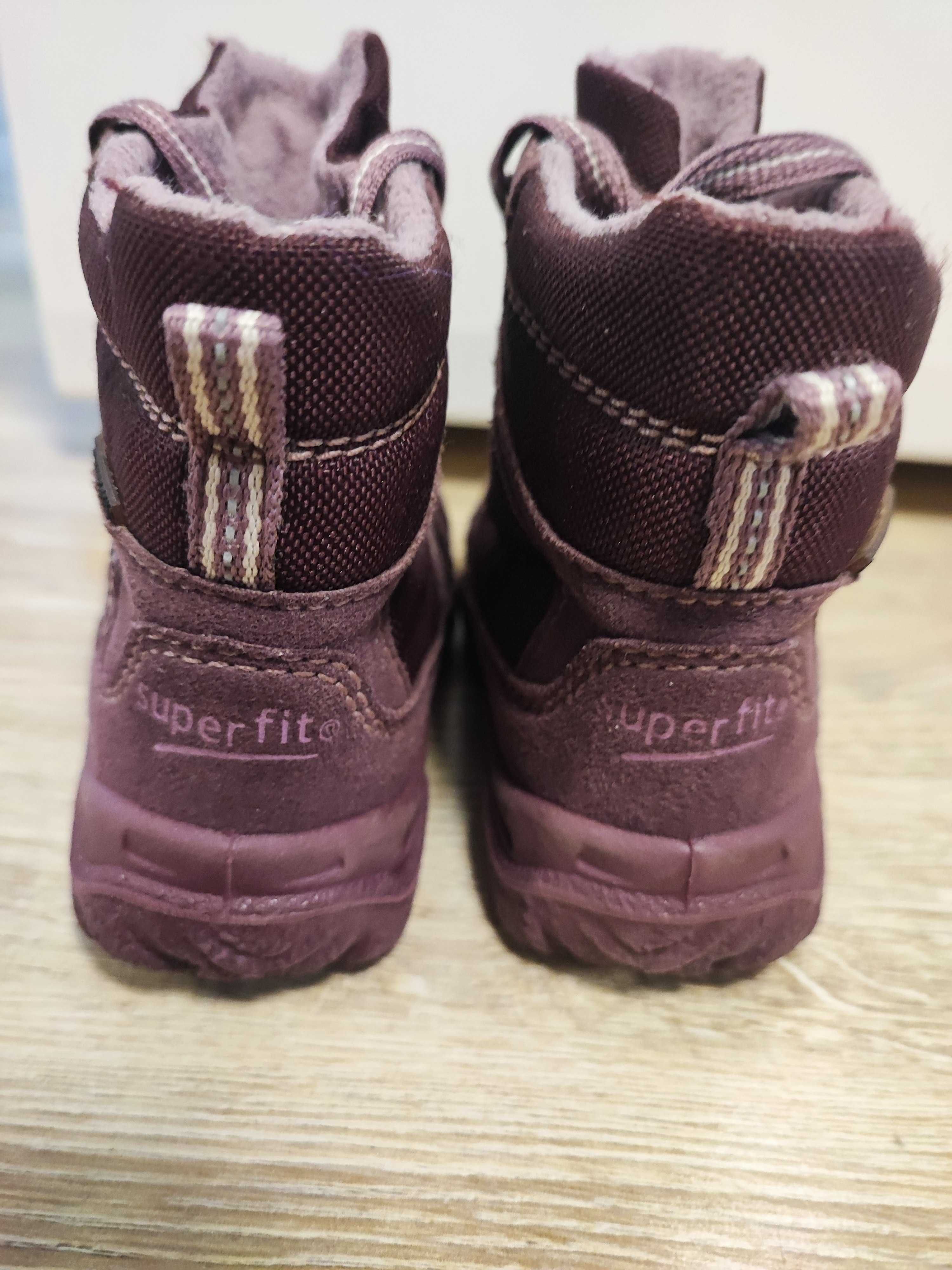 Демисезонные термо ботиночки Superfit Gore-Tex отличное состояние 22р.
