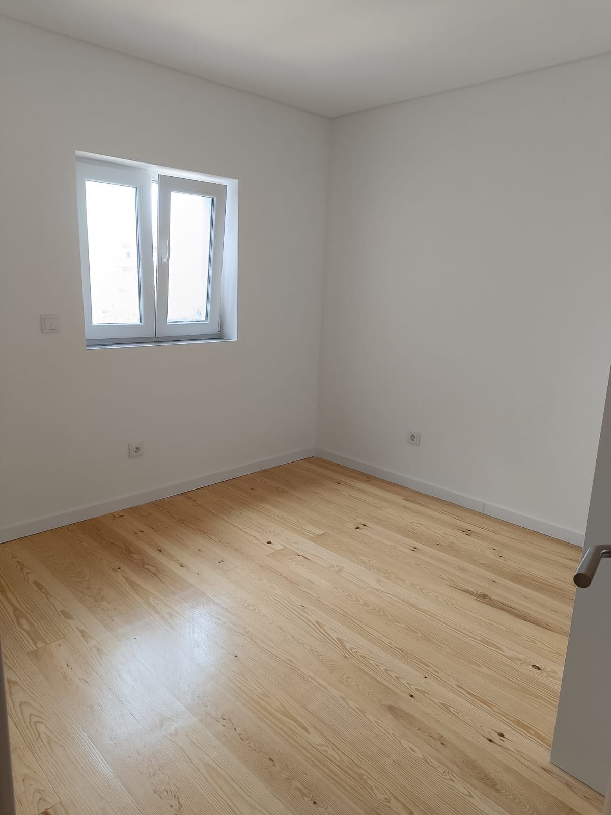 Quarto ou cama para alugar
