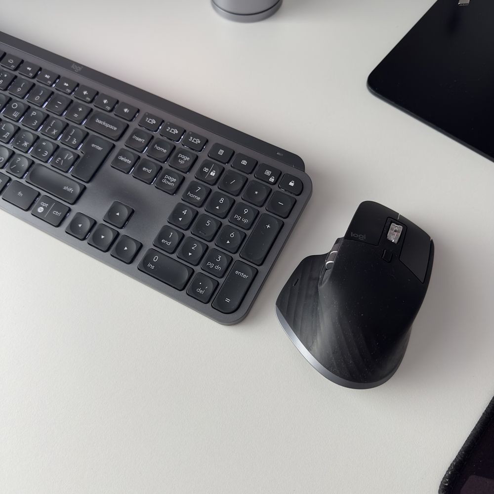 Mx Keys - Mx Master 3