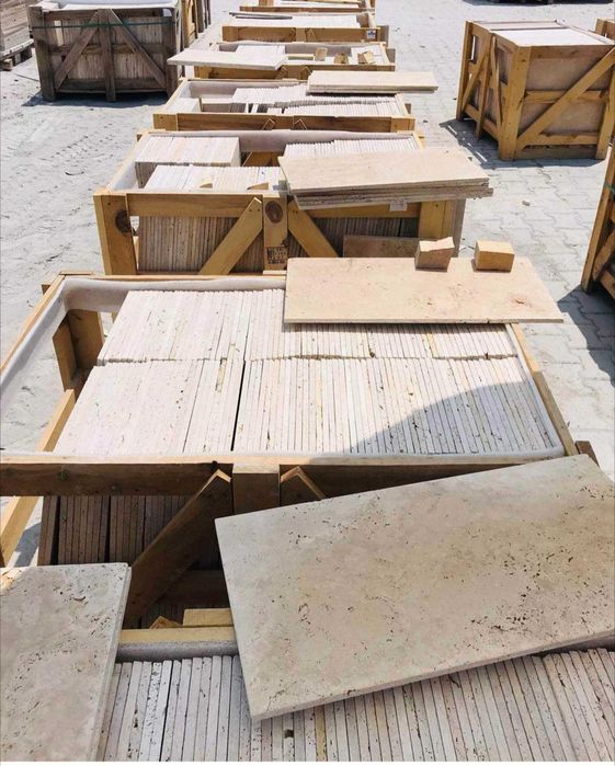 Травертин натуральний камінь, Плитка Травертин для Фасаду, в наявності