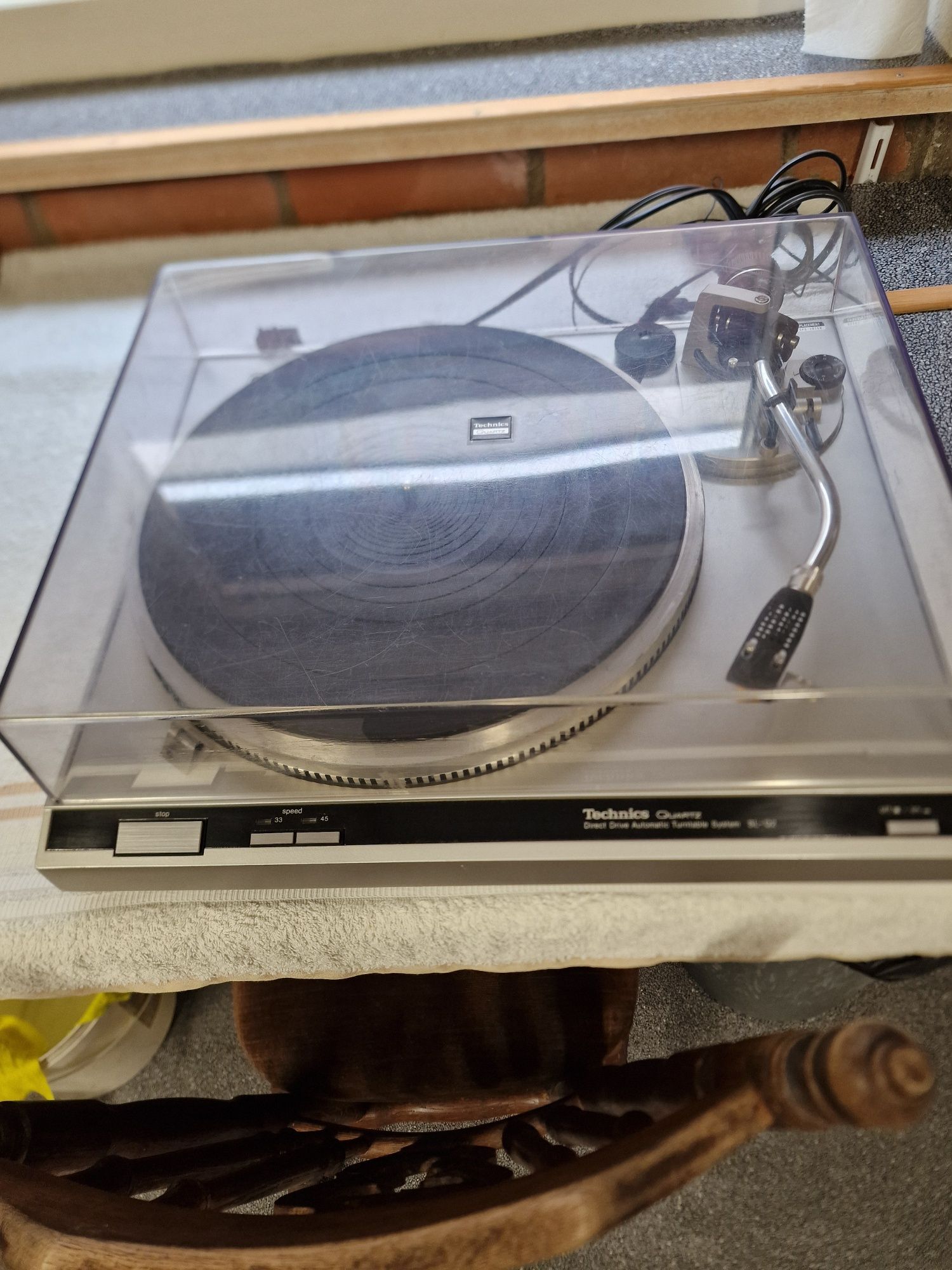 Sprzedam gramofon Technics SL-Q2 . sprawny