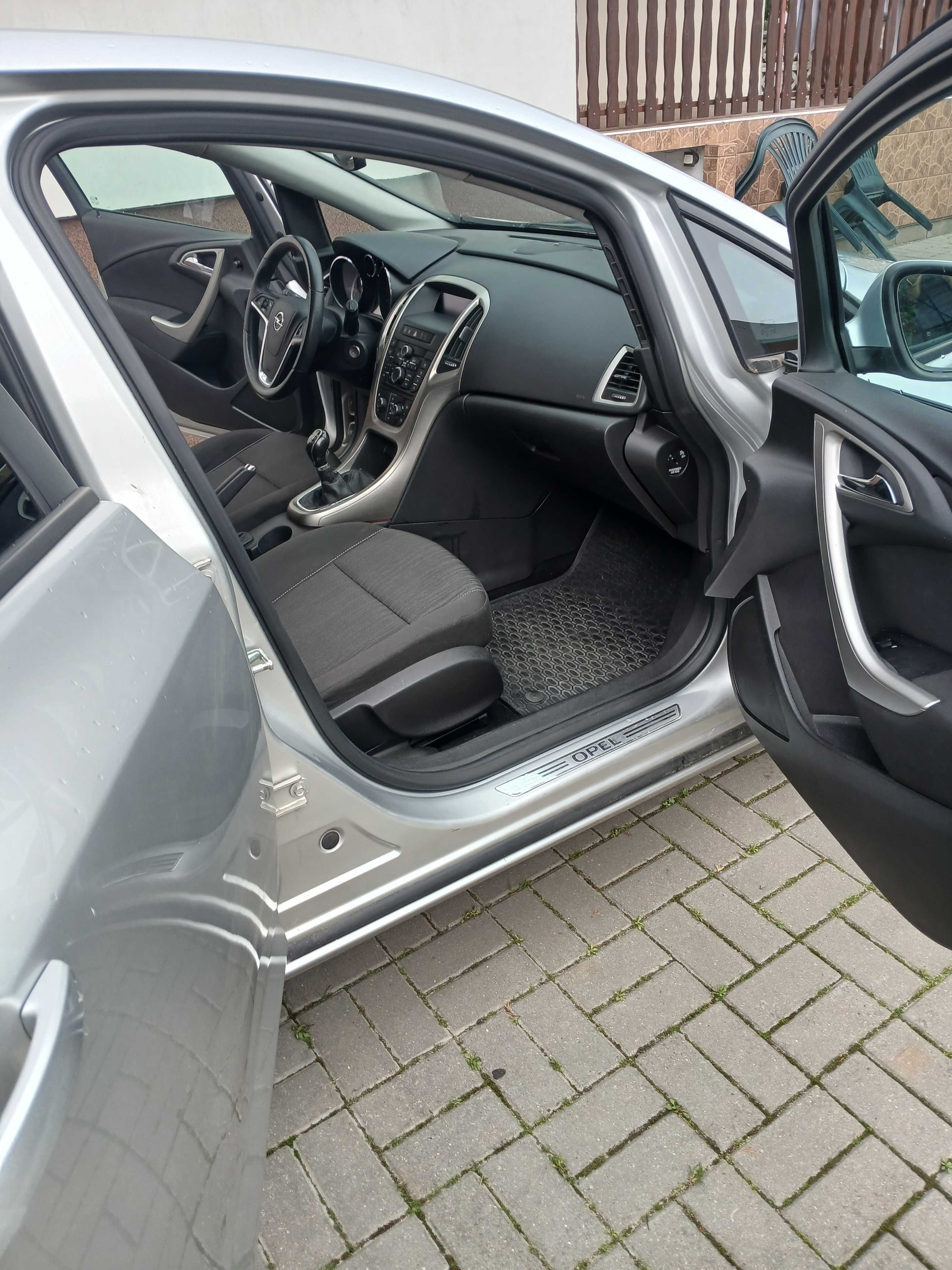 Opel Astra J 1.7 CDTI