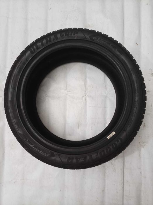 Opona Goodyear ultra grip performance 235/45/18 2019 {19}