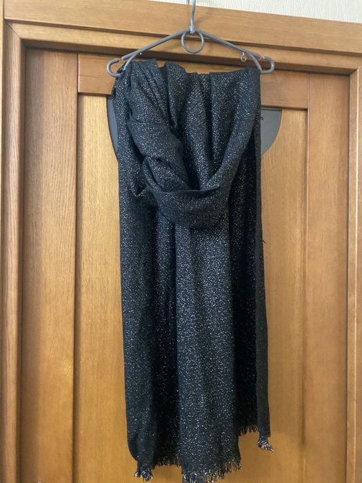 Продам чорний шарф