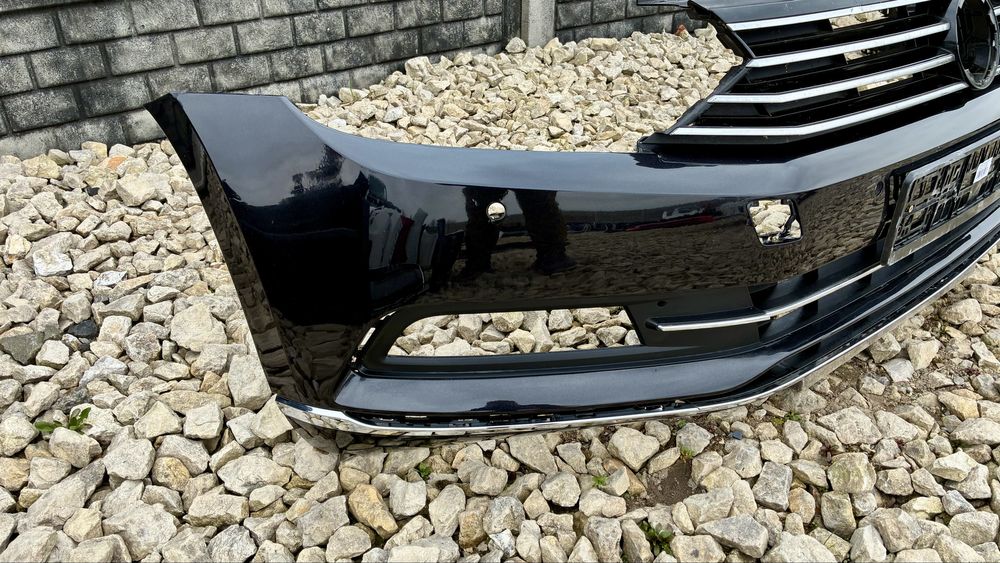 Zderzak przedni 4xParktronic LB7R VW Passat B8 3G 14- przedlift