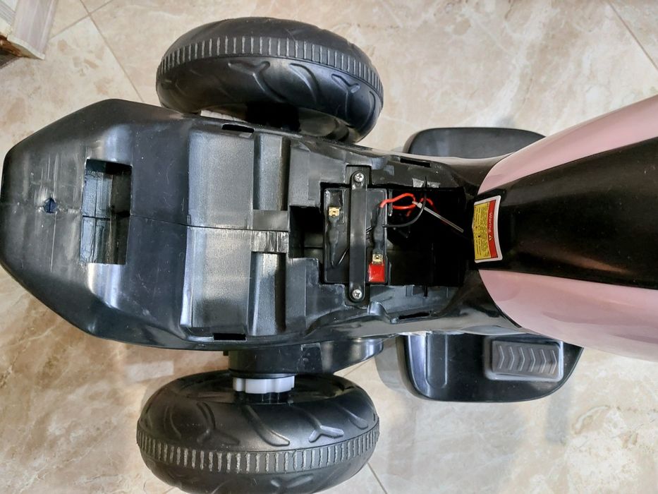 Дитячий електоро мотоцикл.