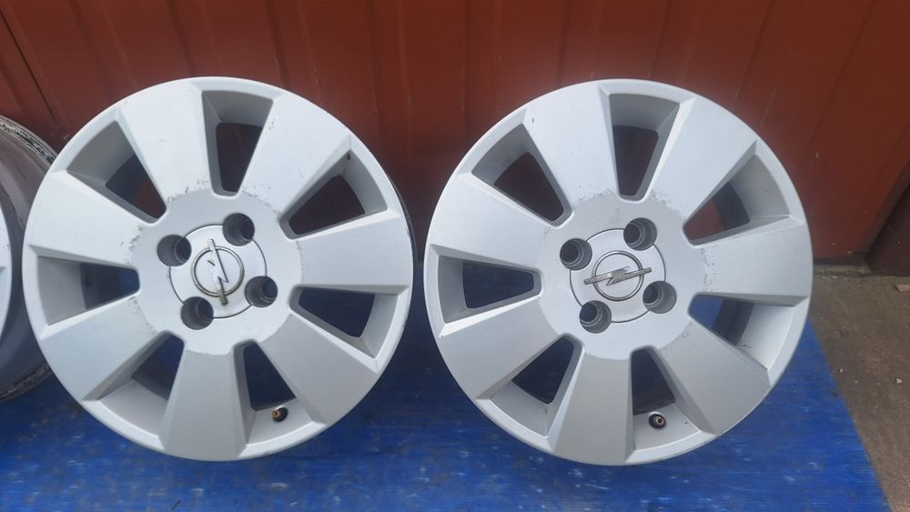 Felgi aluminiowe 15 4x100 Opel Corsa, Meriva, Astra, Combo, Fiat