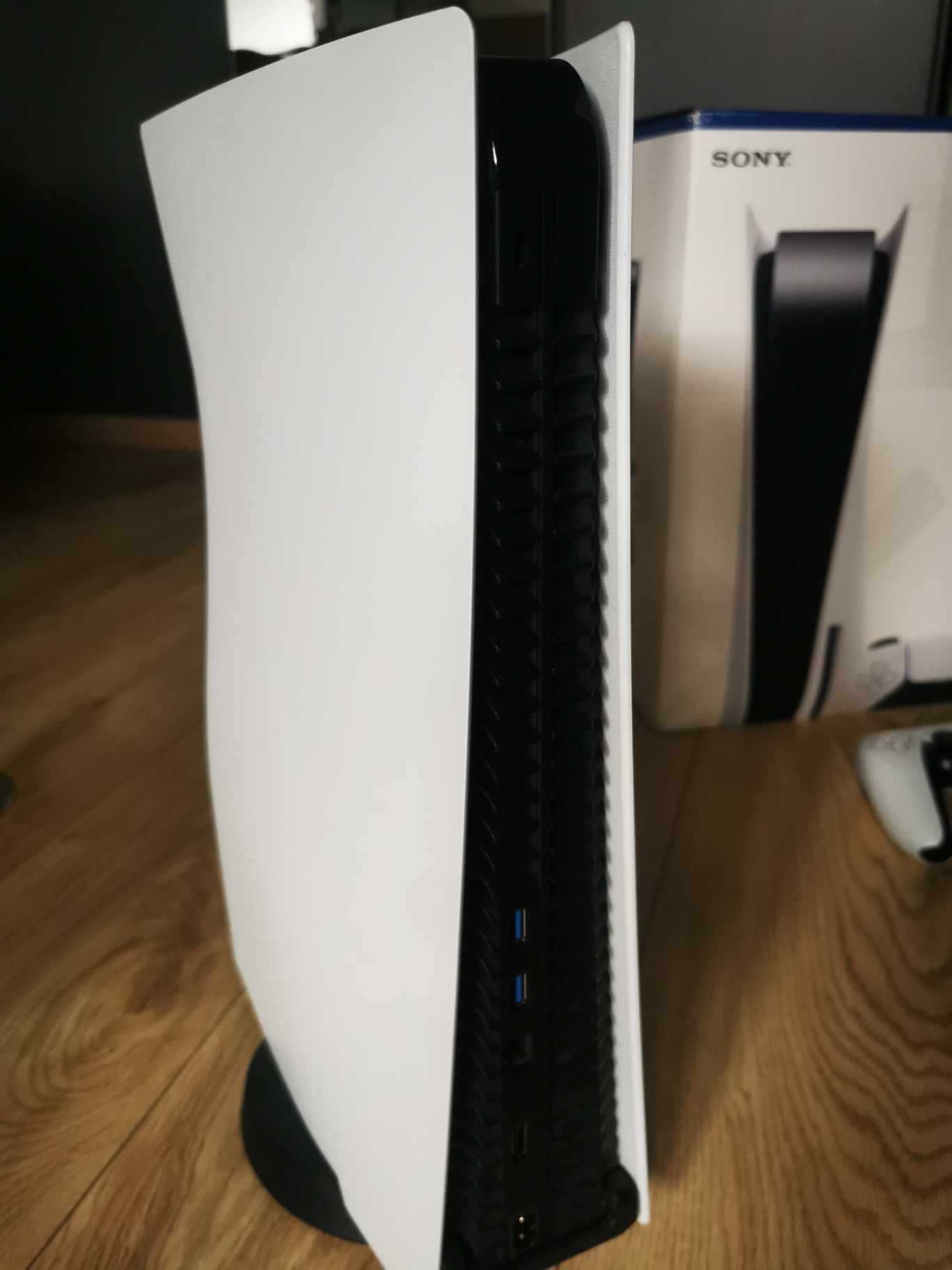 PlayStation 5 825GB z napędem