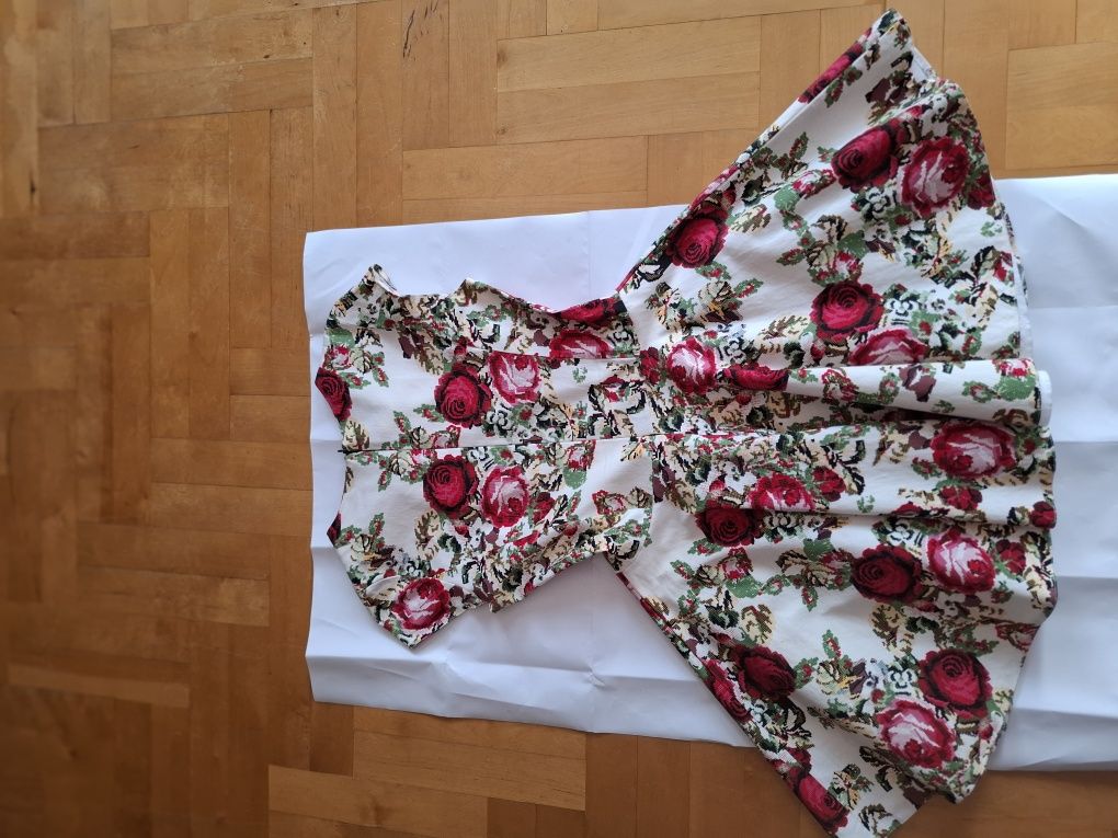Sprzedam sukienkę