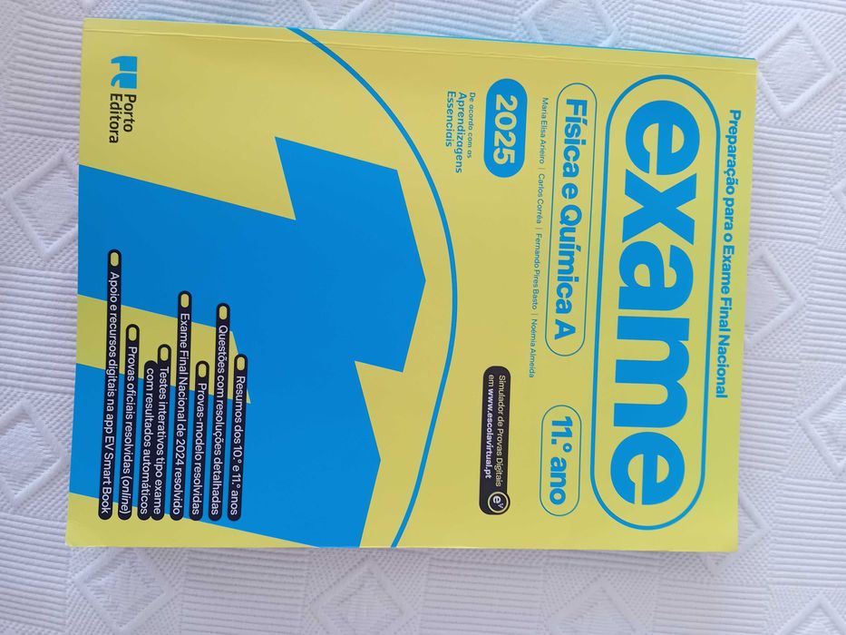 Manuais e livros de fichas 10° e 11° ano