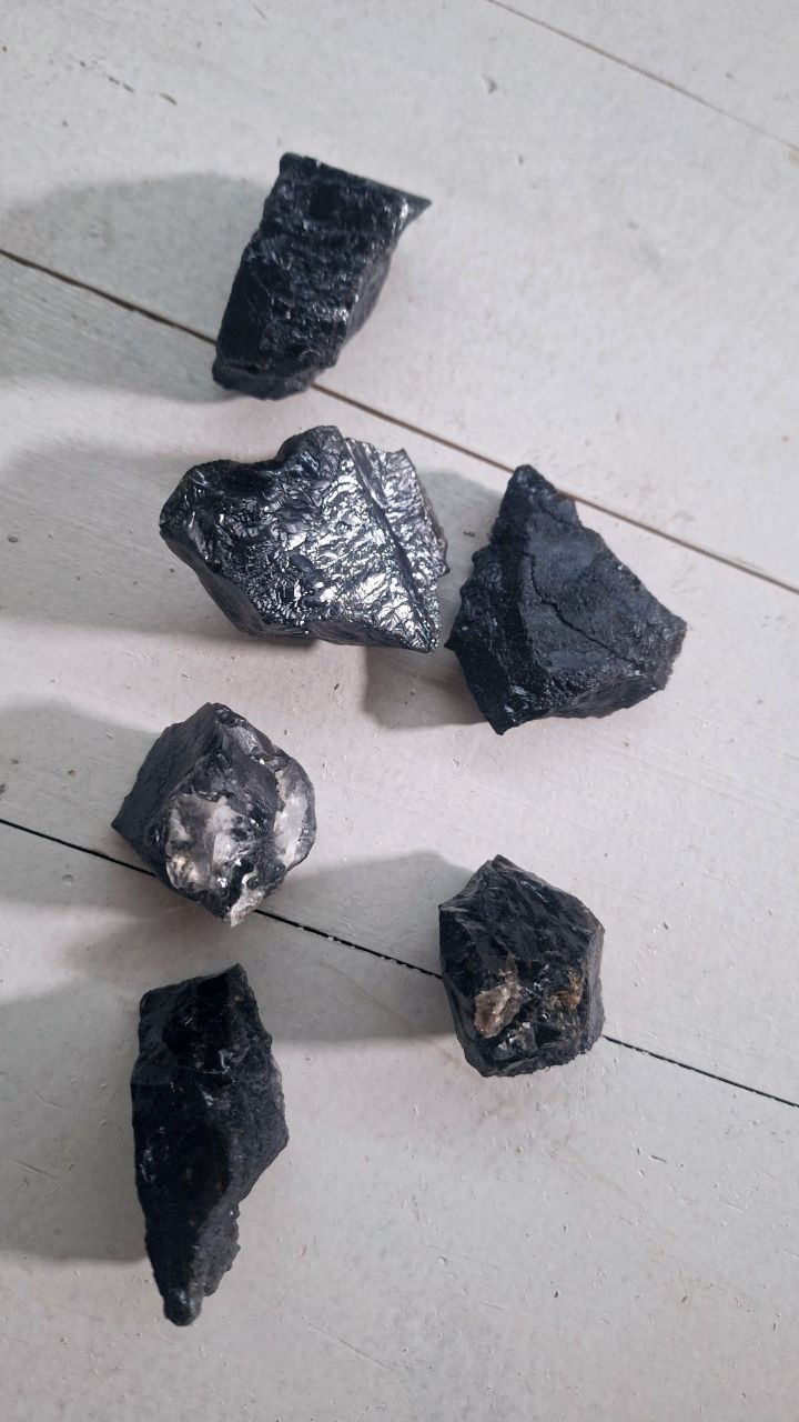 Черный кварц, морион, натуральный камень