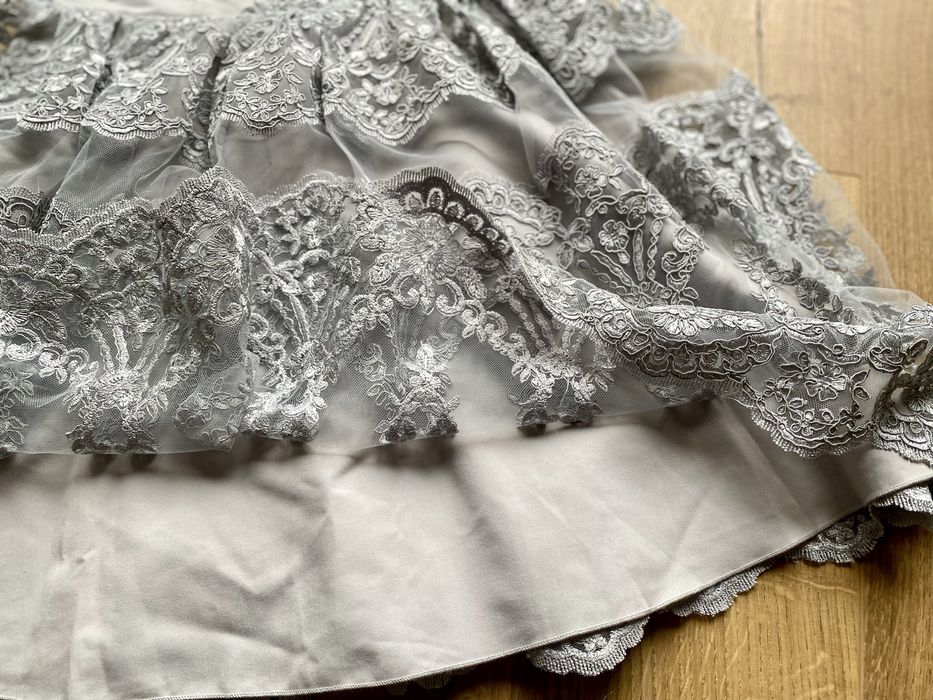 Piękna szara sukienka koronka 40 wesele sylwester