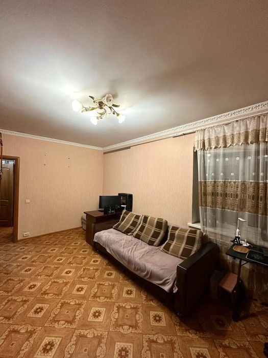 Квартира з ремонтом, Ворзель. Балкон, 2 поверх. Оф:2%. Постанова