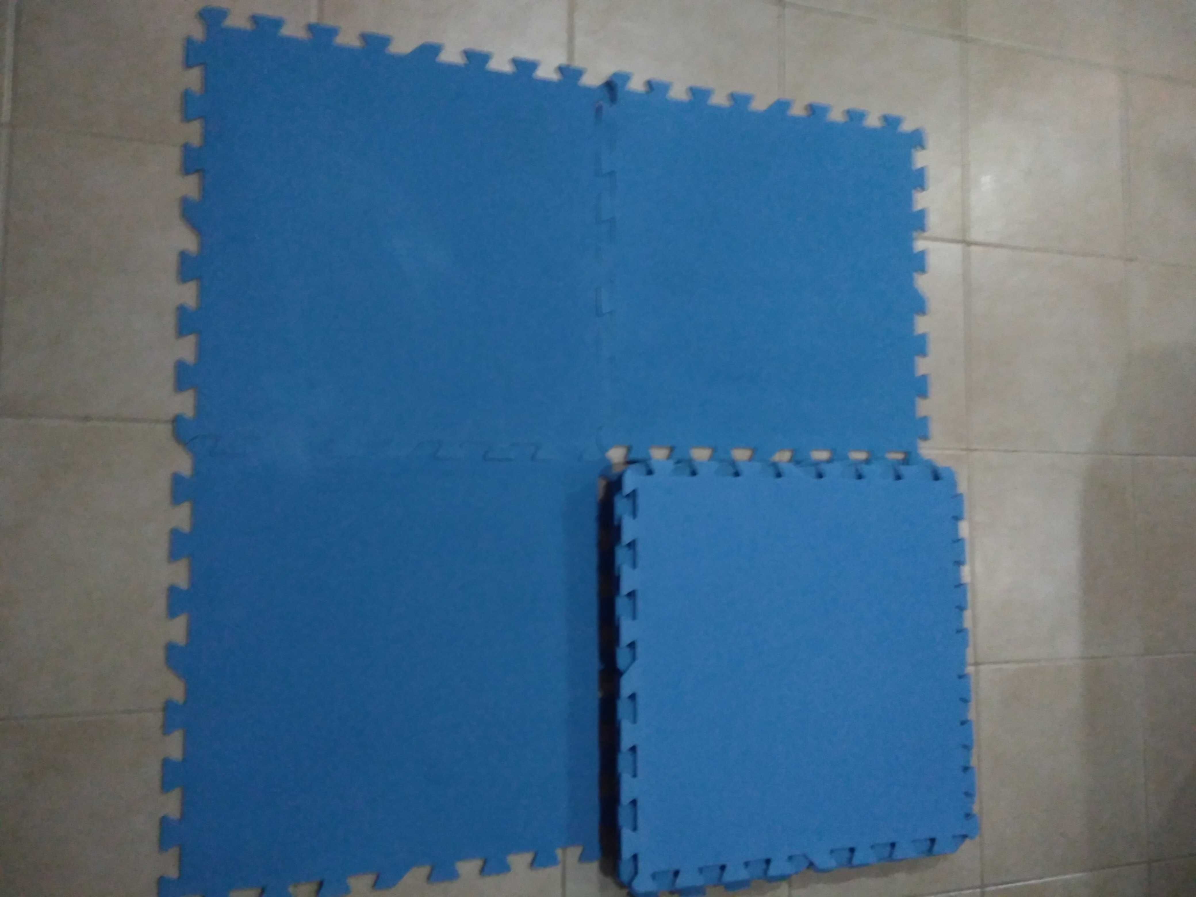 Piscina 2.44m × 66cm + Cobertura + 2 Kits + Puzzle de chão em borracha