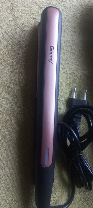 Вирівнювач волосся