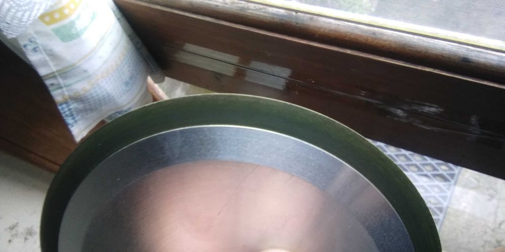 Roda para amolar discos de diamante