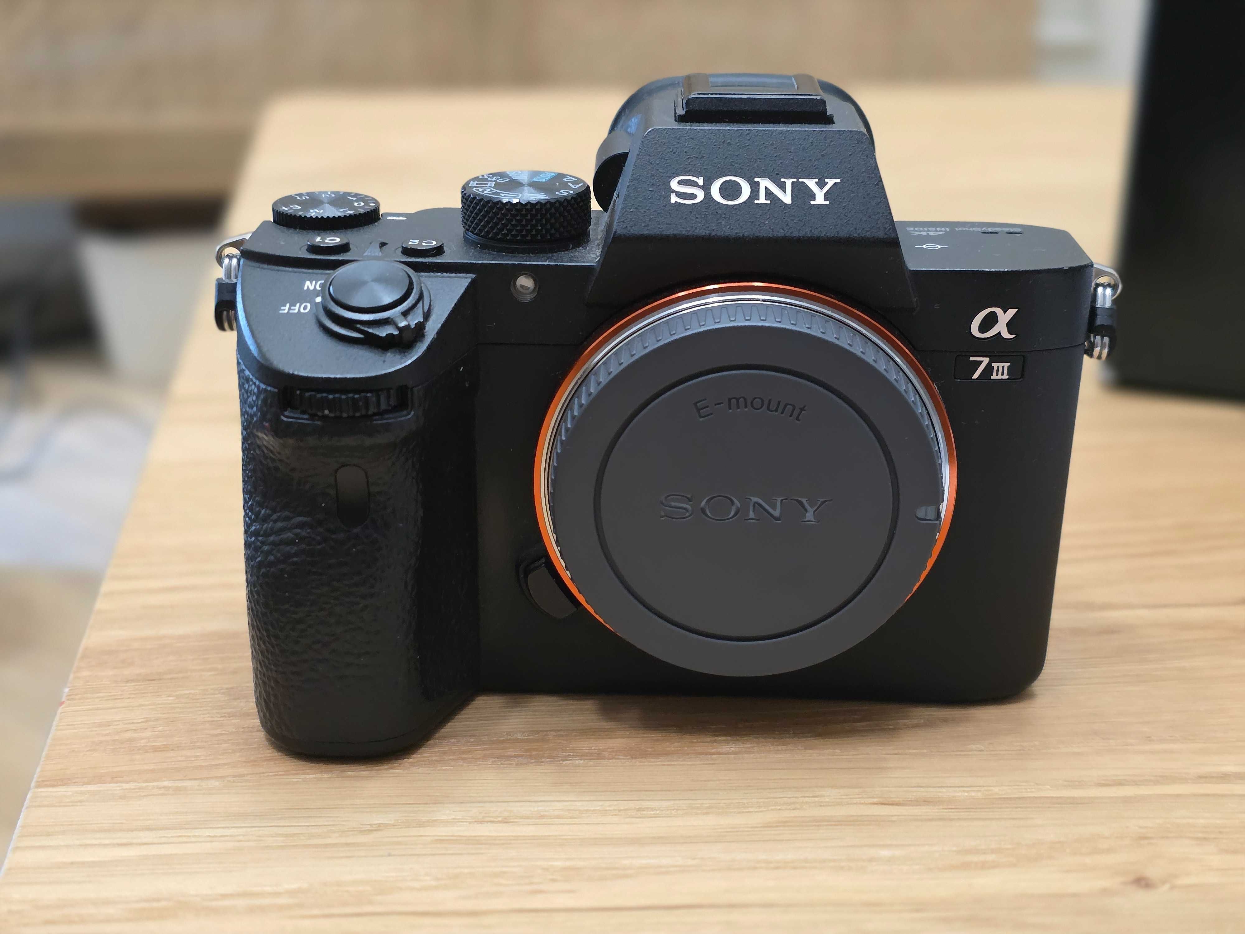 Aparat Sony A7 III Mark 3 A73 okazja zestaw gwarancja marzec 2026