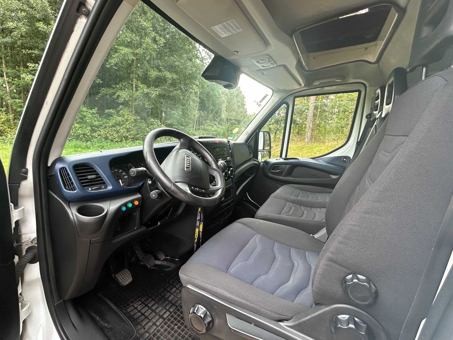Bus plandeka 8EPAL Iveco Daily