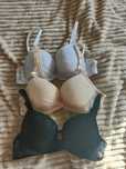 Trzy nowe biustonosze delikatny push up 80 B