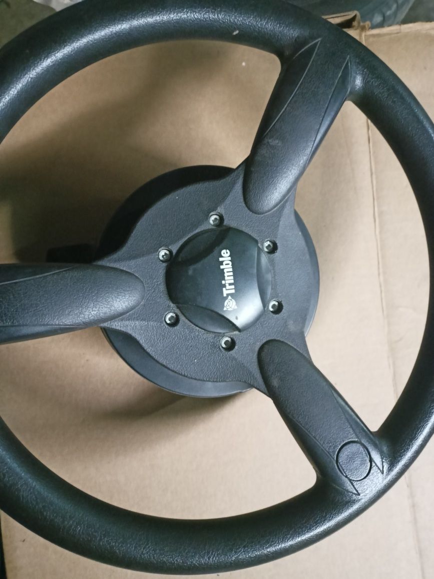 Zestaw montażowy kierownicy elektrycznej GPS Kubota,Claas Trimble