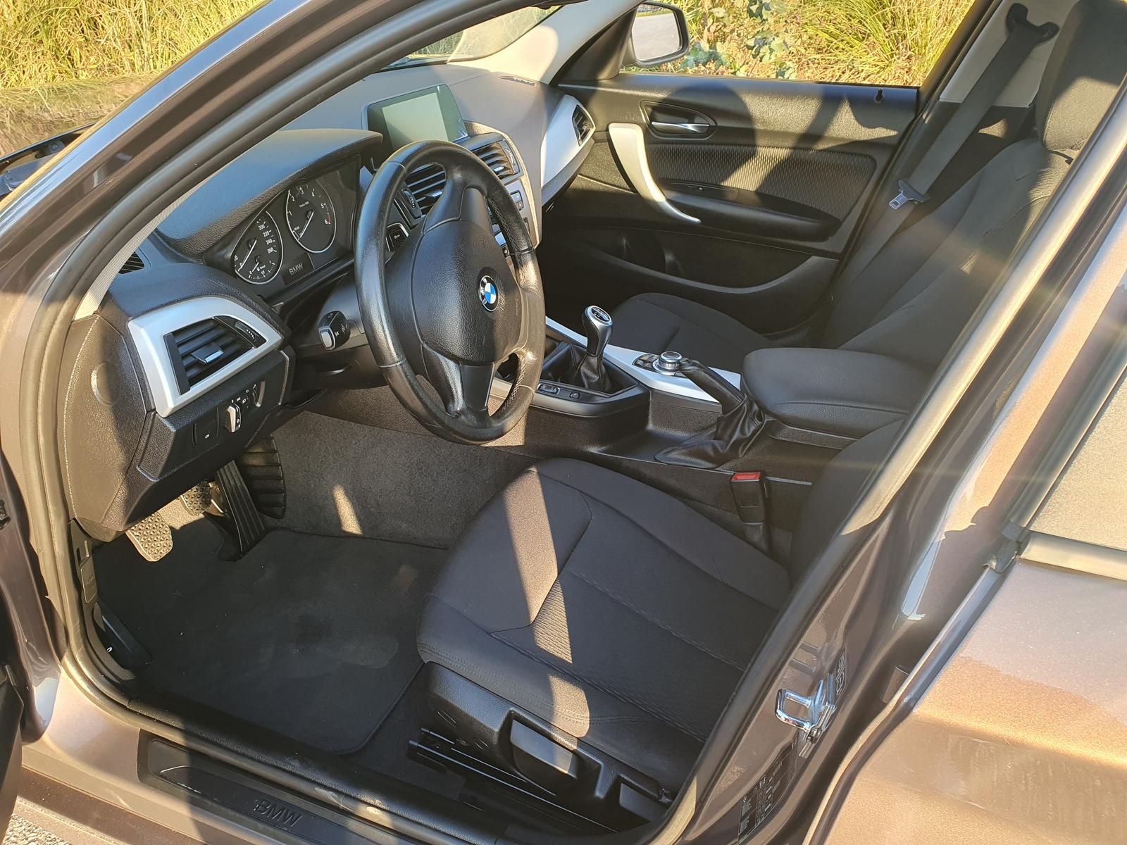 Bmw  1 2.0d Mpacket exterior.