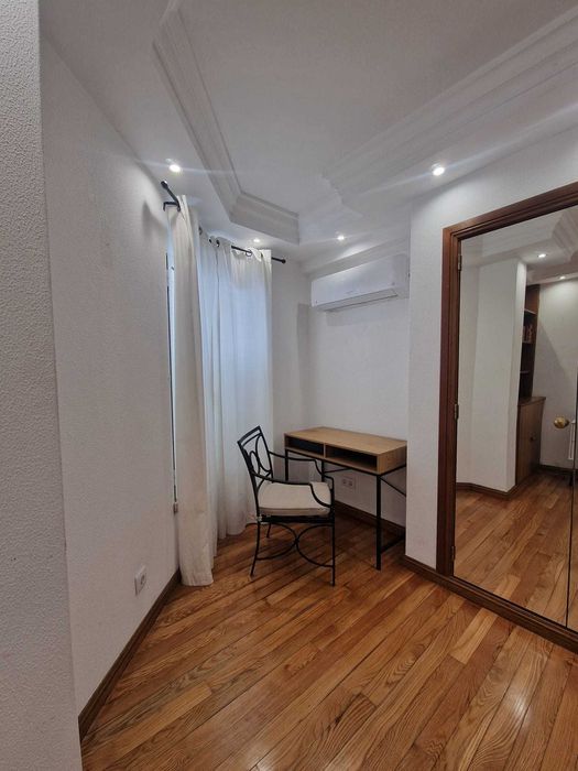 Quarto p/ arrendamento - Faro