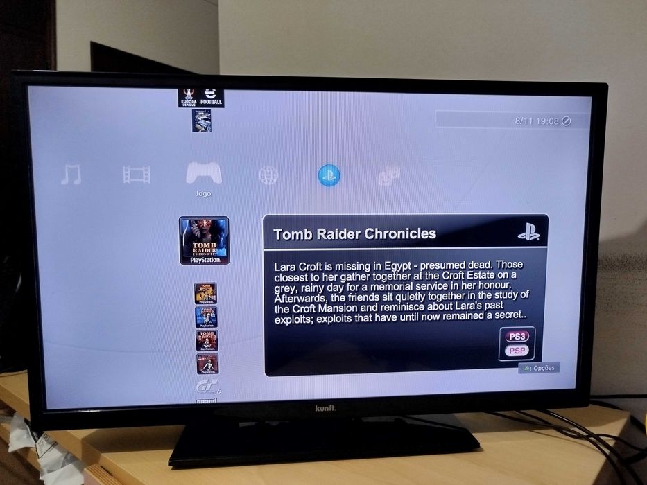 PS3 Superslim Desbloqueada 500gb com muitos jogos incluindo GTA5