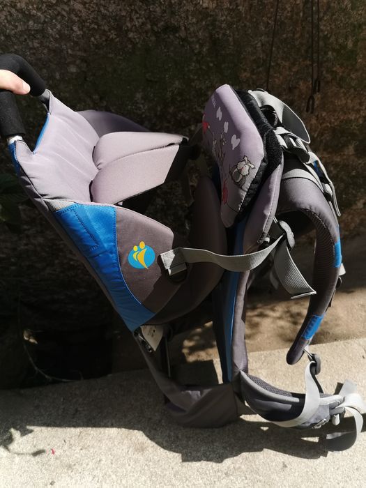 Mochila porta criança de caminhada da Little Life