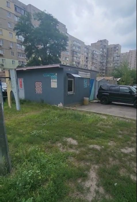 Продажа  комерческих помещений в спальных районах  Киева !!!