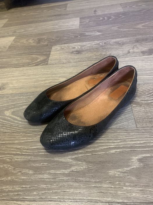 Жіночі туфлі - балетки