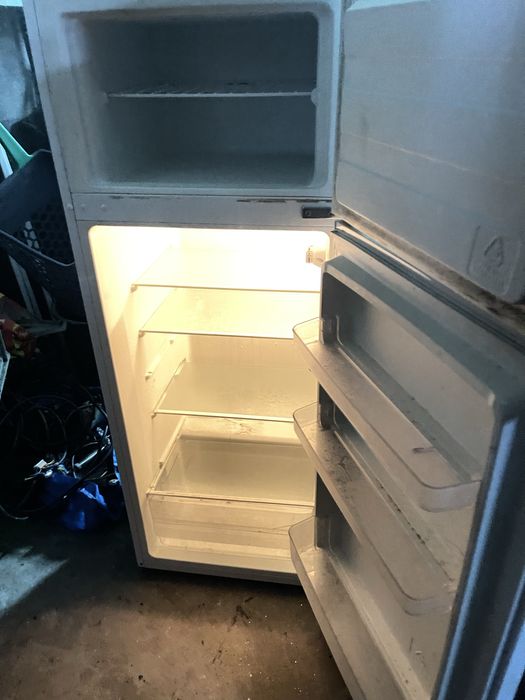 Frigorifico matca teka a funcionar bem so 60 euros