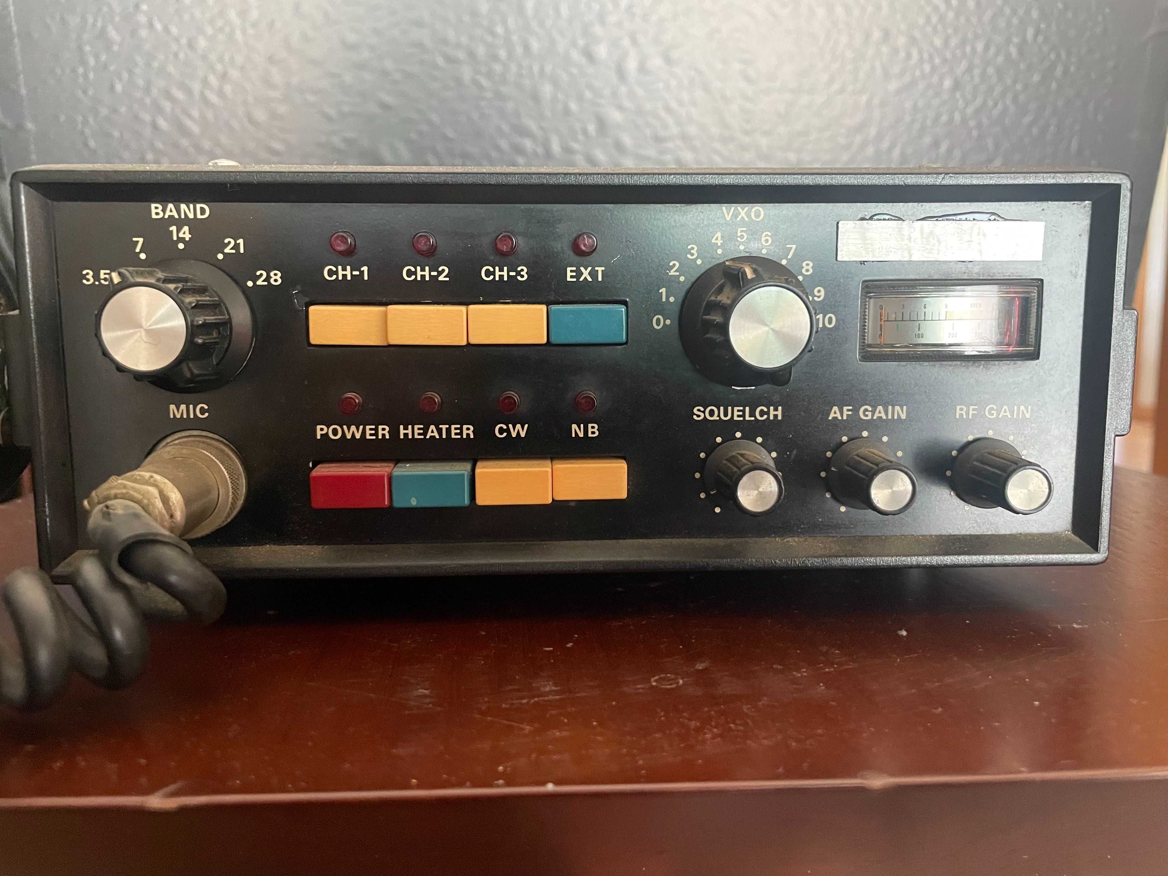 Rádio Amador Yaesu FT-75B Rádio de 1971