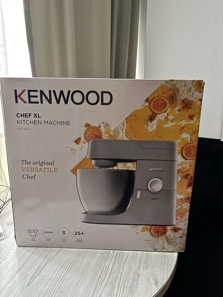Кухонна машина Kenwood Chef XL б/у
