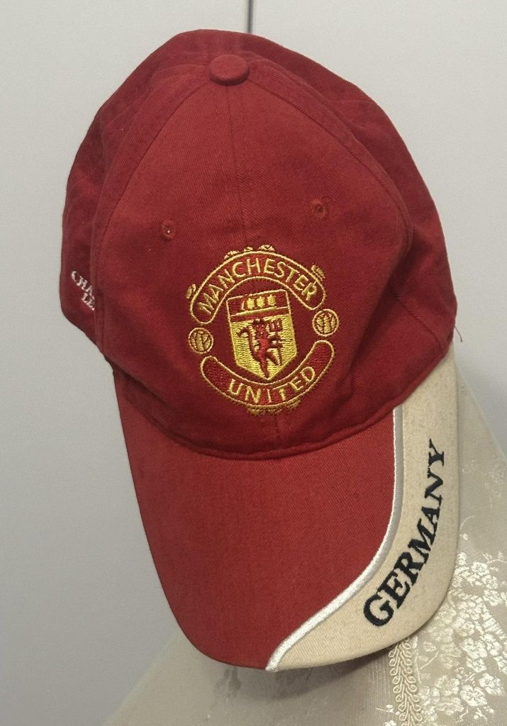 Czerwona czapka z daszkiem Royal Germany Menchester United
