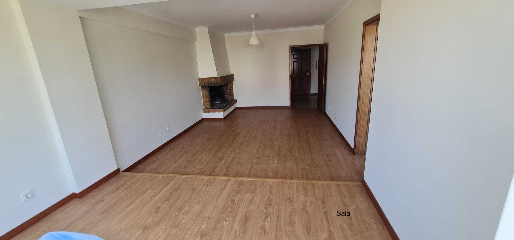 Arrenda-se apartamento T3