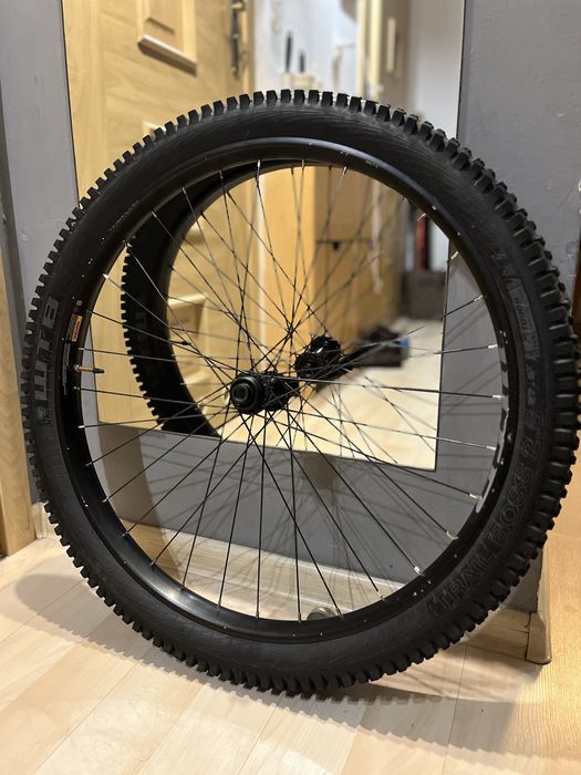 Koło MTB/ENDURO Przód - kompletne z oponą bezdetkowę!