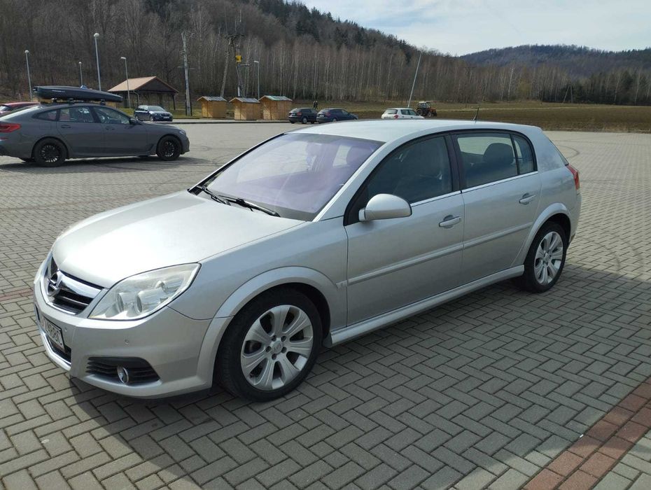Opel Signum 1.9 TDCi 150KM