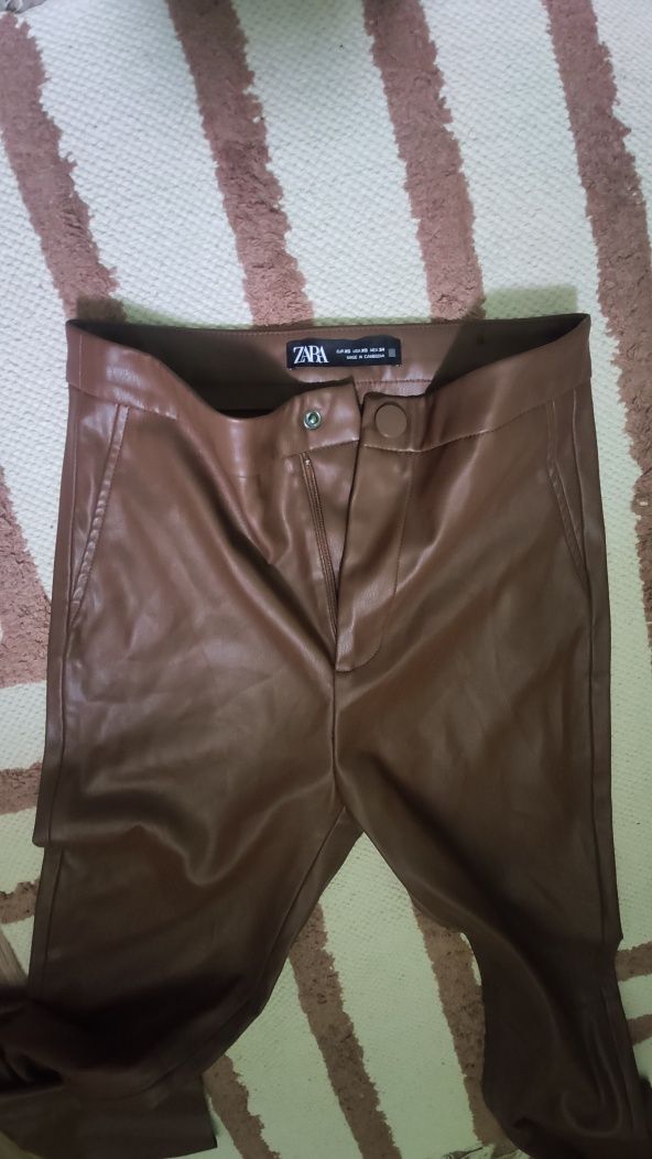 Spodnie skórzane brązowe Zara xs