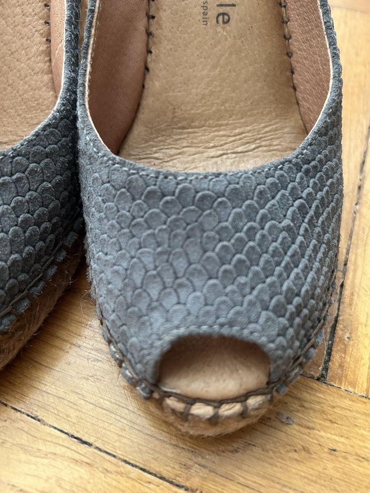 Buty 36 skóra naturalna, sznurek