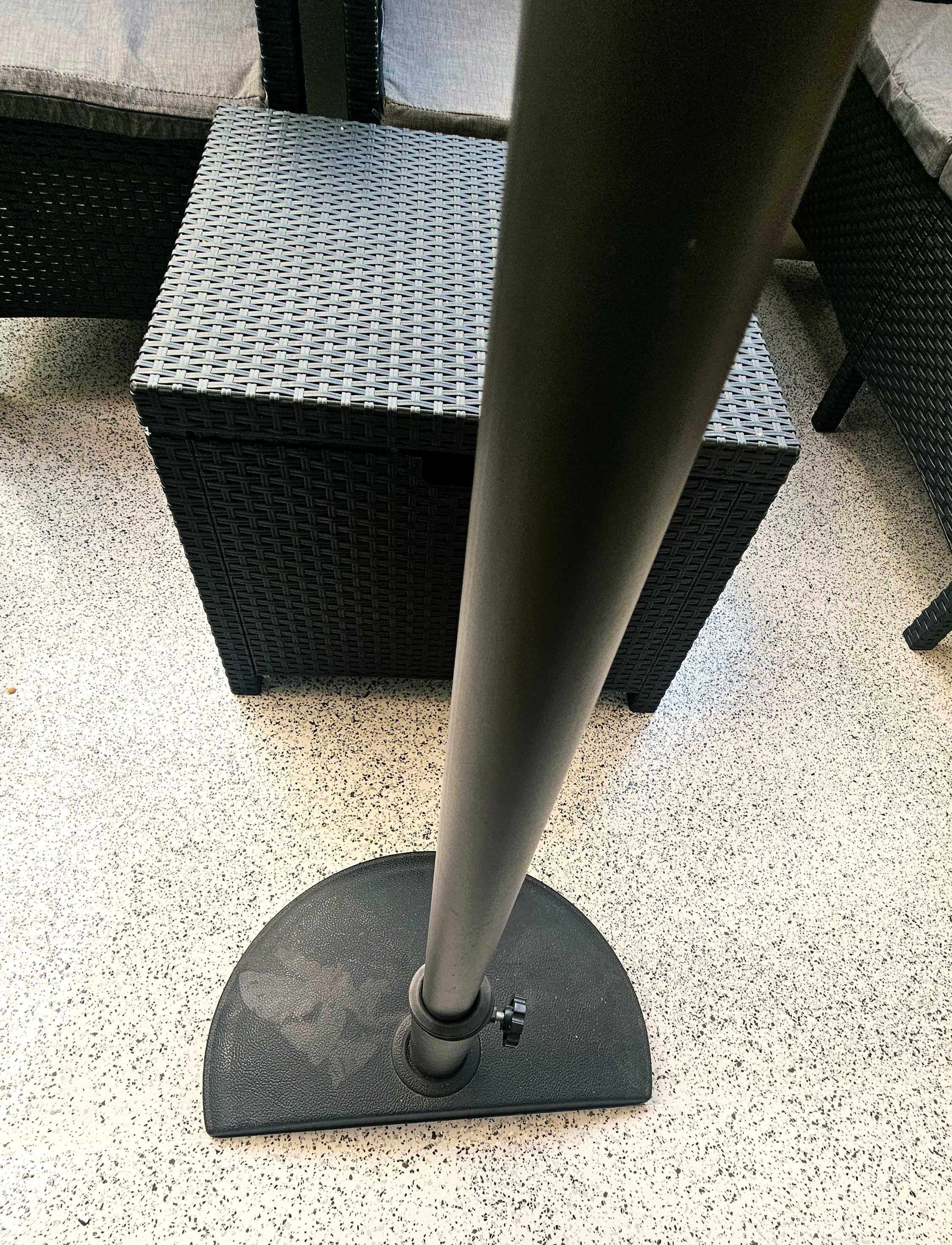 Parasol na balkon