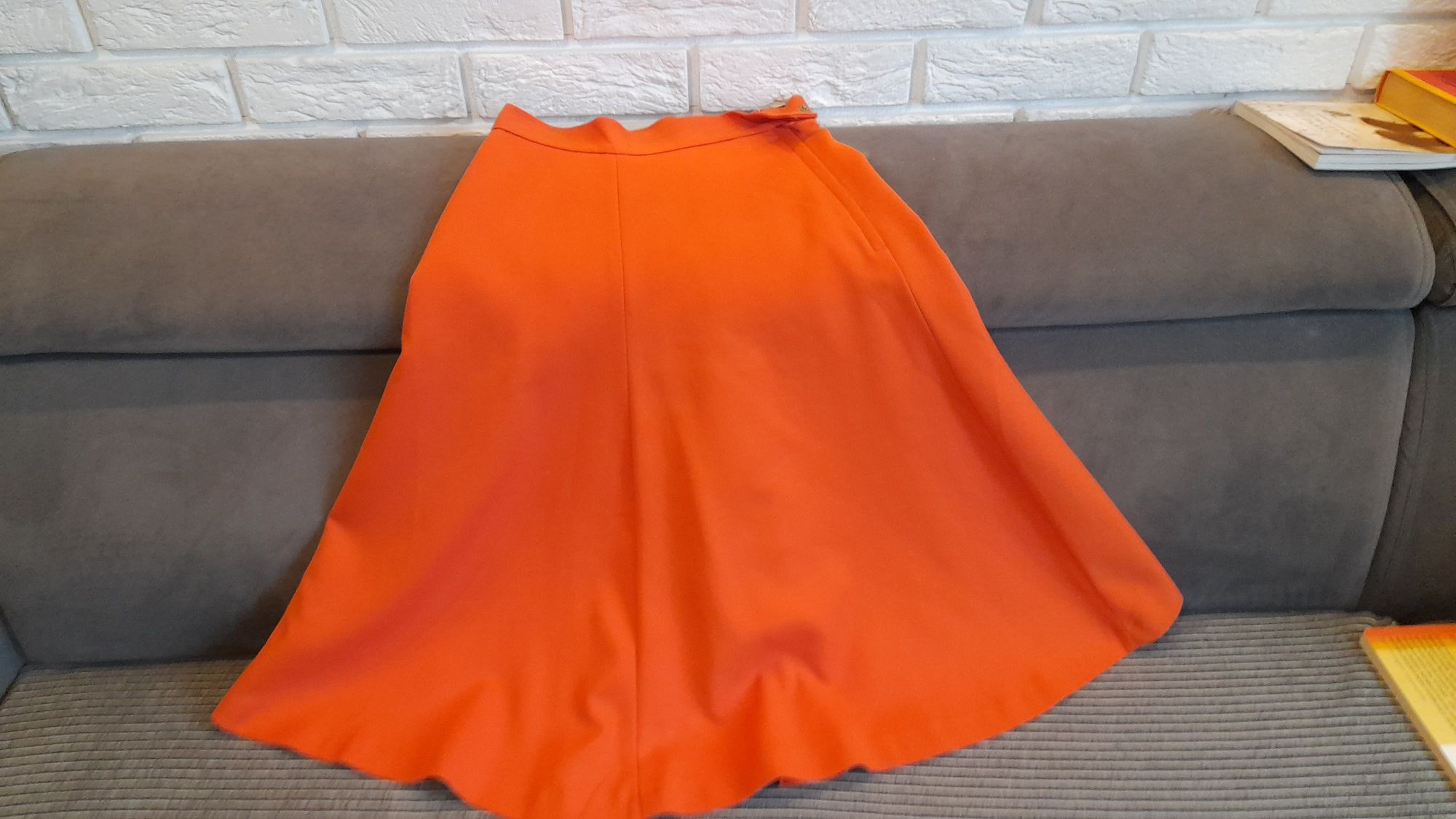 Spódnica HM r. 34 super materiał