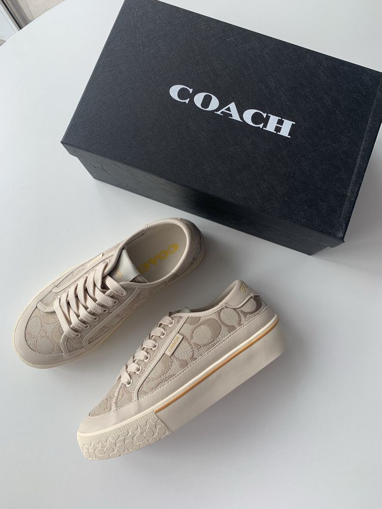 Кеди Coach в наявності кросівки коач