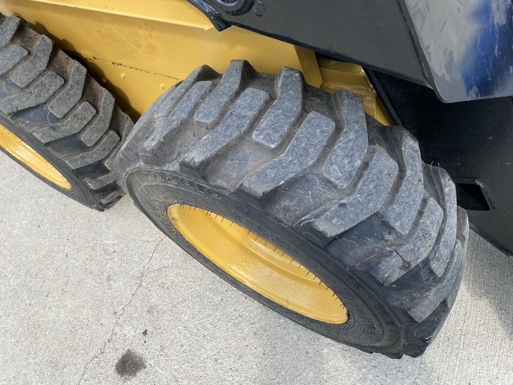 ŁADOWARKA NEW HOLLAND LX465 Z ŁYŻKĄ 4X4 Bobcat Schaffer Wiedemann atla