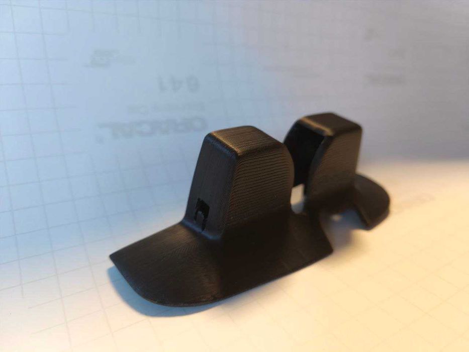 Пильник кожух замка багажника Renault Scenic II Grand Megane Laguna