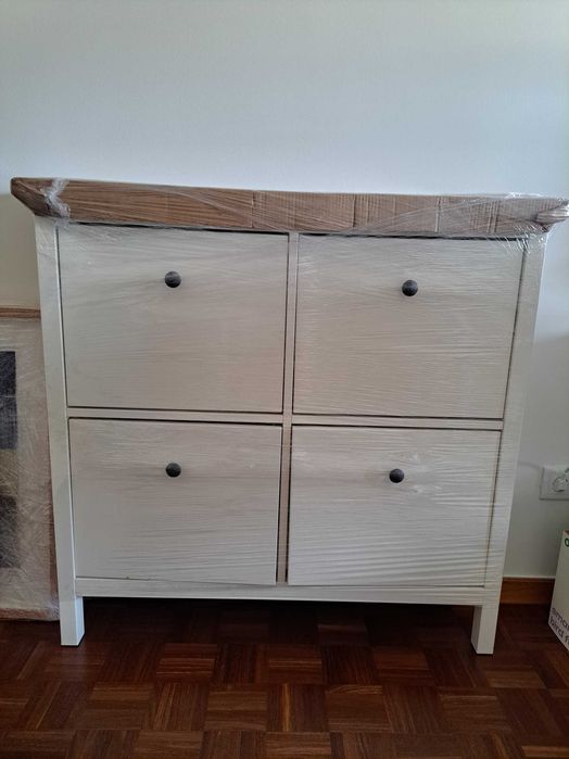 Sapateira Hemnes ikea
